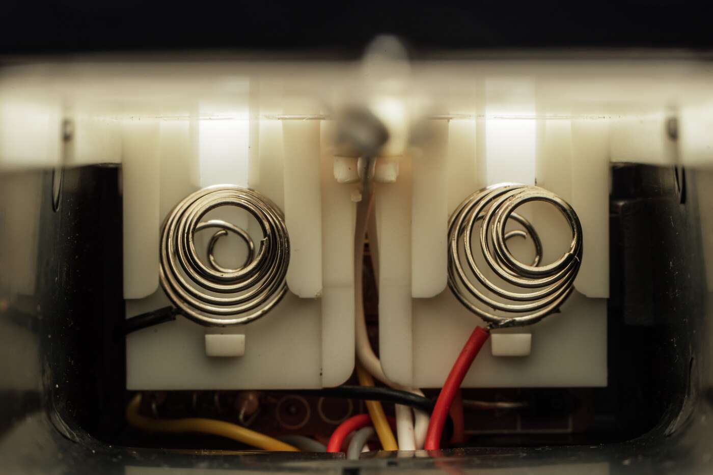 Battery Contact Springs Manufactured for Industrial Electronics, Medical Devices, and Other High-Tech Applications